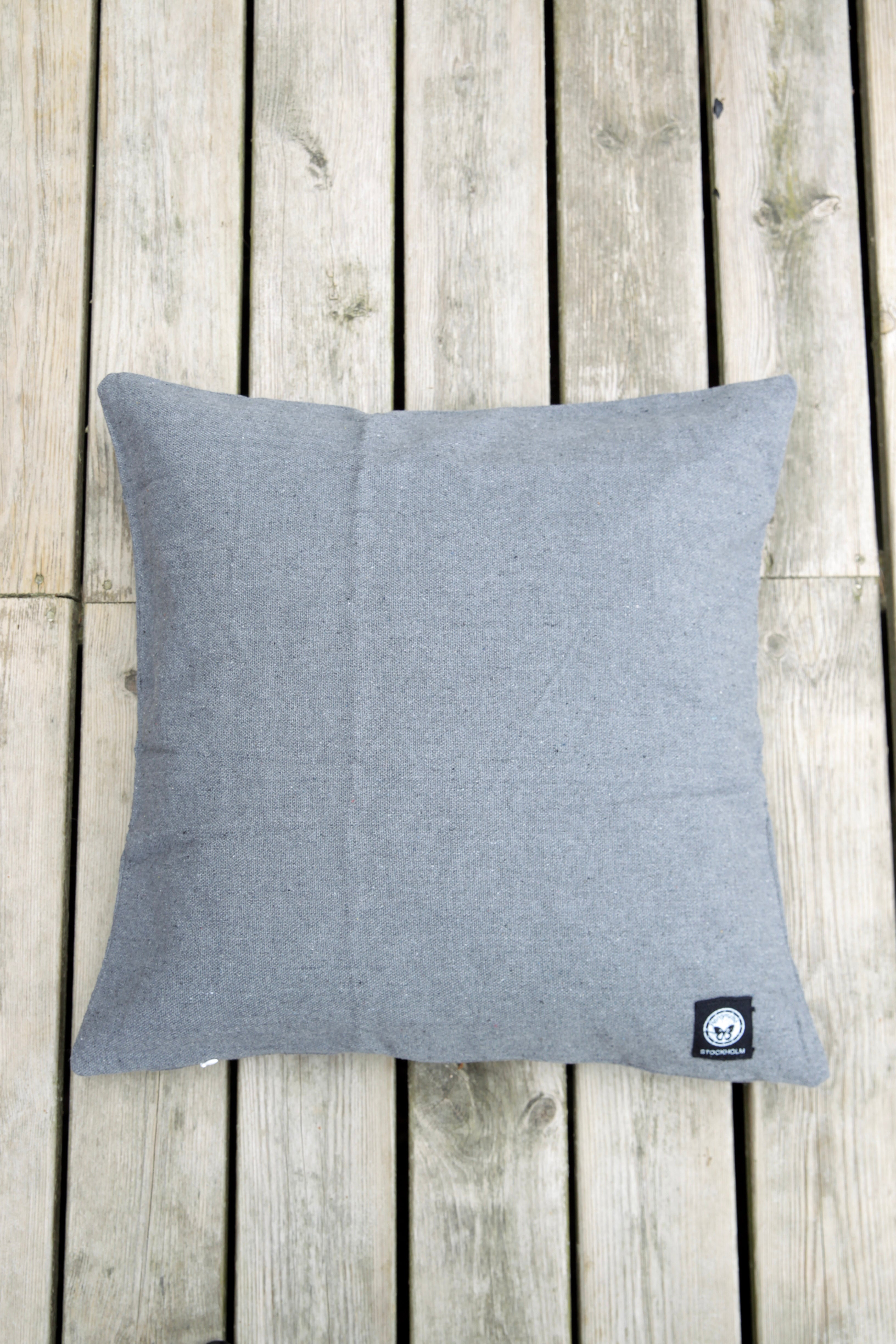 Harmaa tyynynpäällinen 50x50 tavallinen harmaa