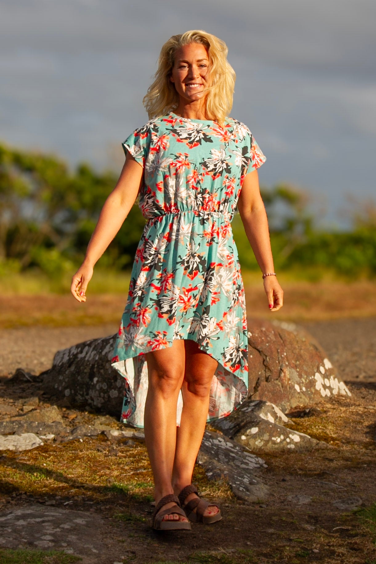 Blauwe bloemenjurk Pilbo Blue Flower – Hängmatta