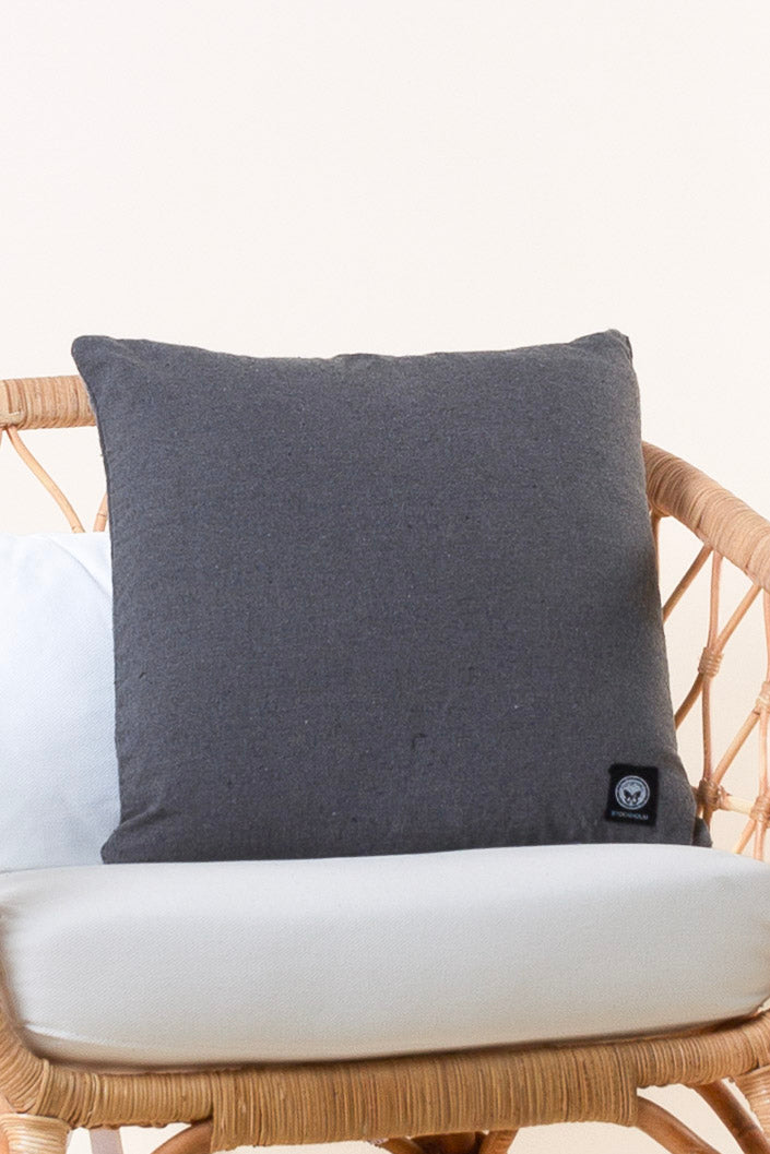 Harmaa tyynynpäällinen 50x50 tavallinen harmaa