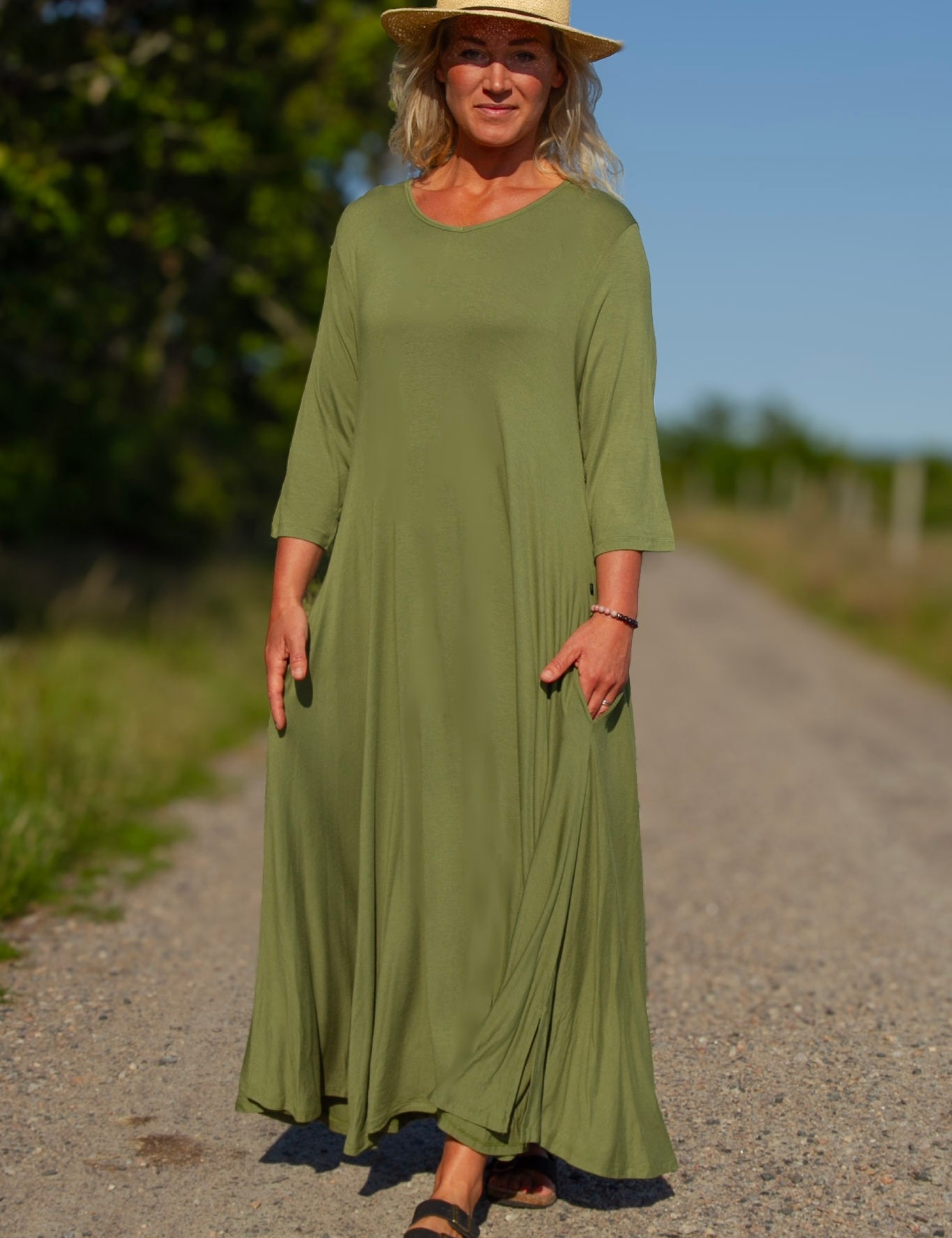 Gron_Klanning_Ballerina_V-Neck_Long_Green240.jpg
