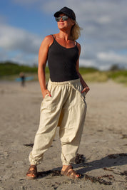 Krämvit Haremsbyxa Yogi Cargo Cream Yellow