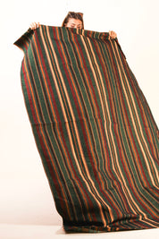 Punainen ja vihreä raidallinen peitto Älvadalen Red & Green Stripe