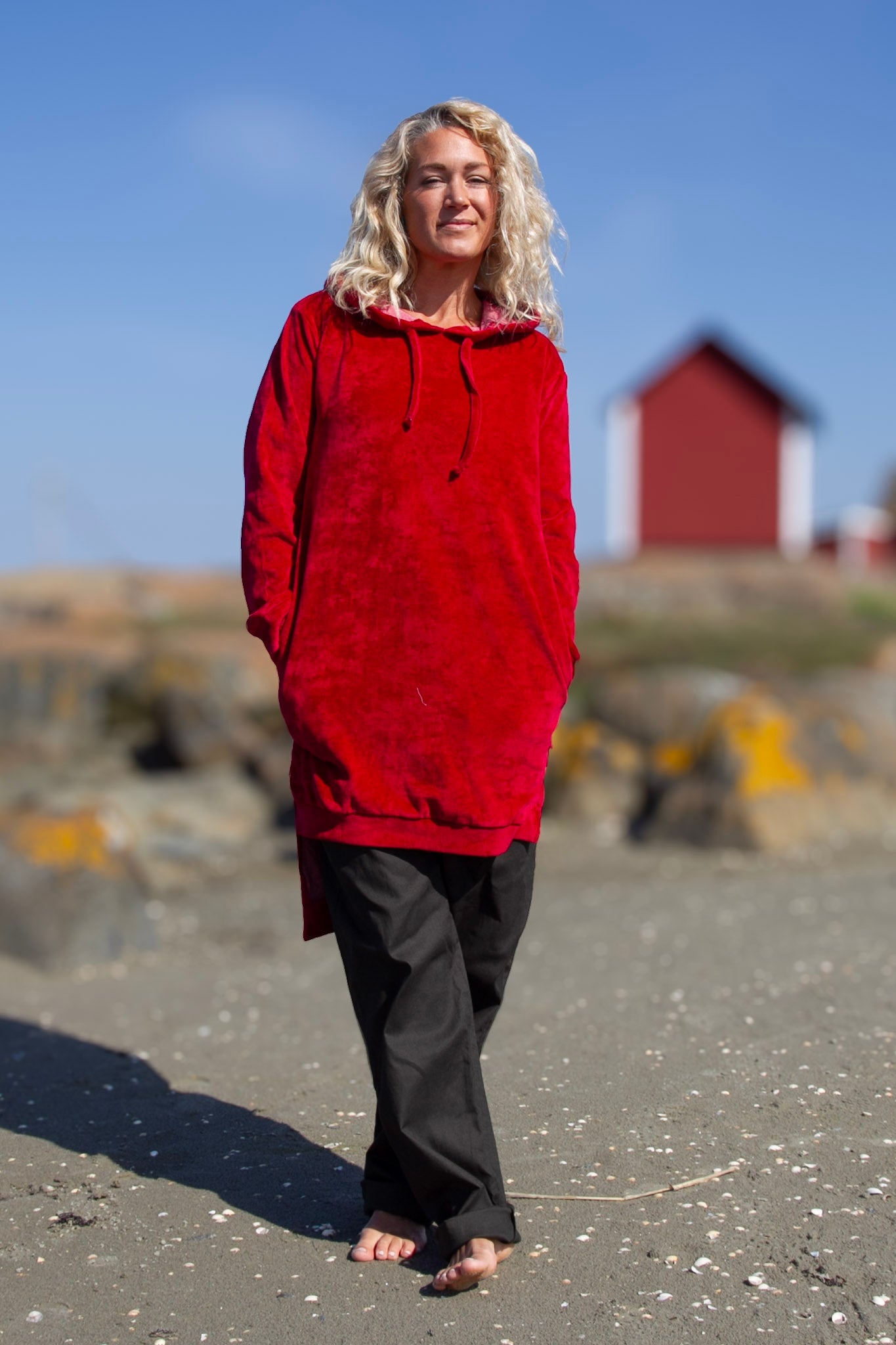 Rød hettegenser Scarlet Smile Rød