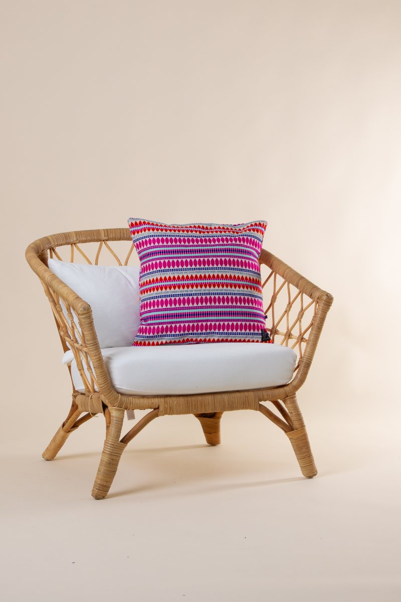 Pinkki-oranssikuvioinen tyynynpäällinen Älvadalen Pink & Orange Print