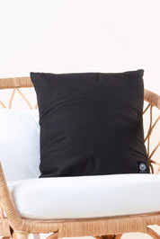Musta tyynynpäällinen Sund 50x50 musta
