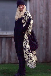 Svart/Vit Bladmönstrad Kaftan Klänning Flower Sea Black White