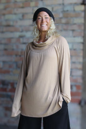 Beige Poloshirt Embrace Beige