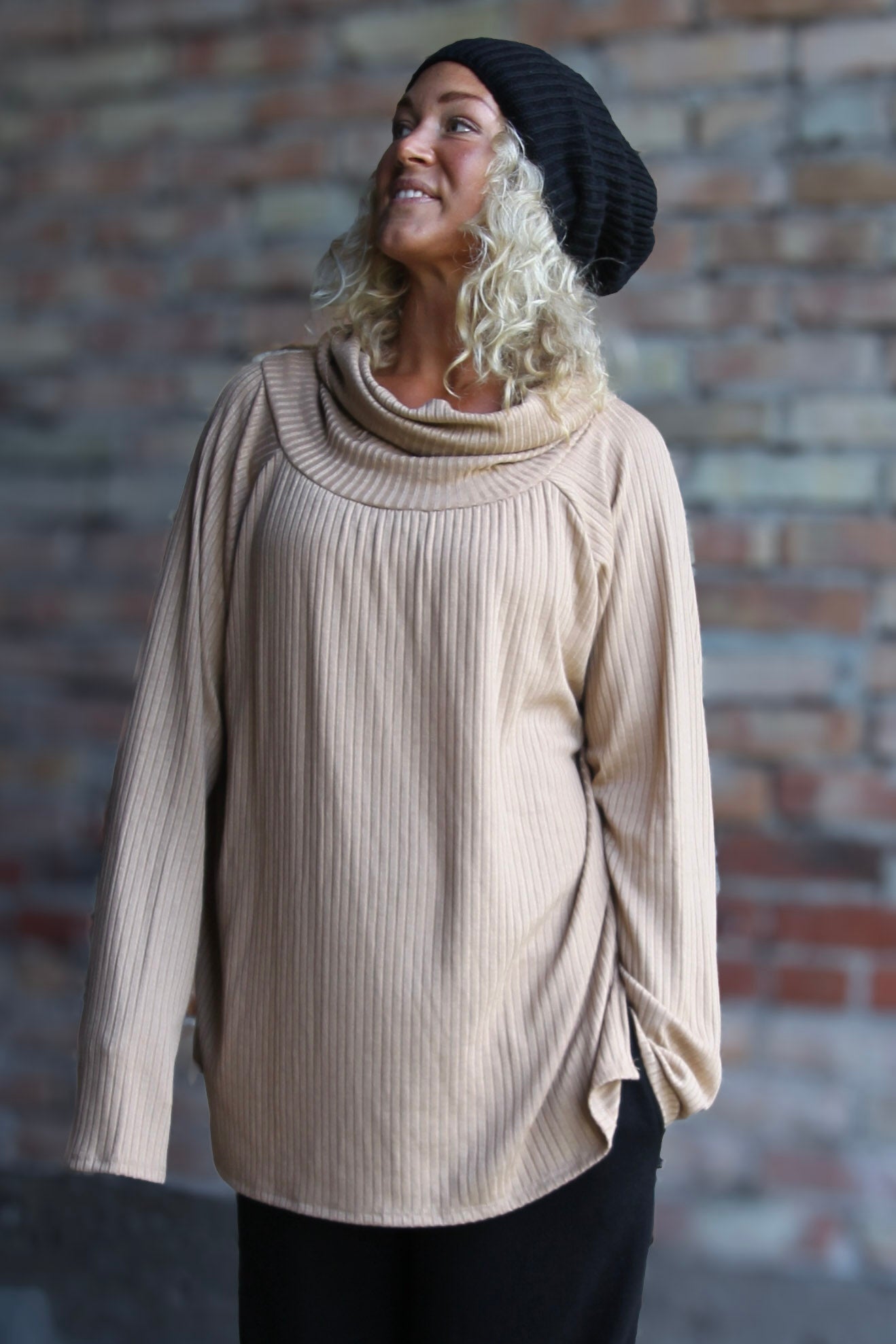 Beige Poloshirt Embrace Beige