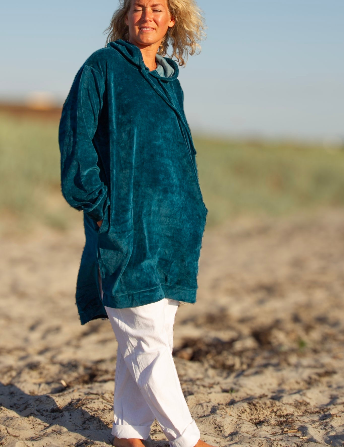 Bla_Hoodie_Klanning_Long_Heron_Blue256.jpg