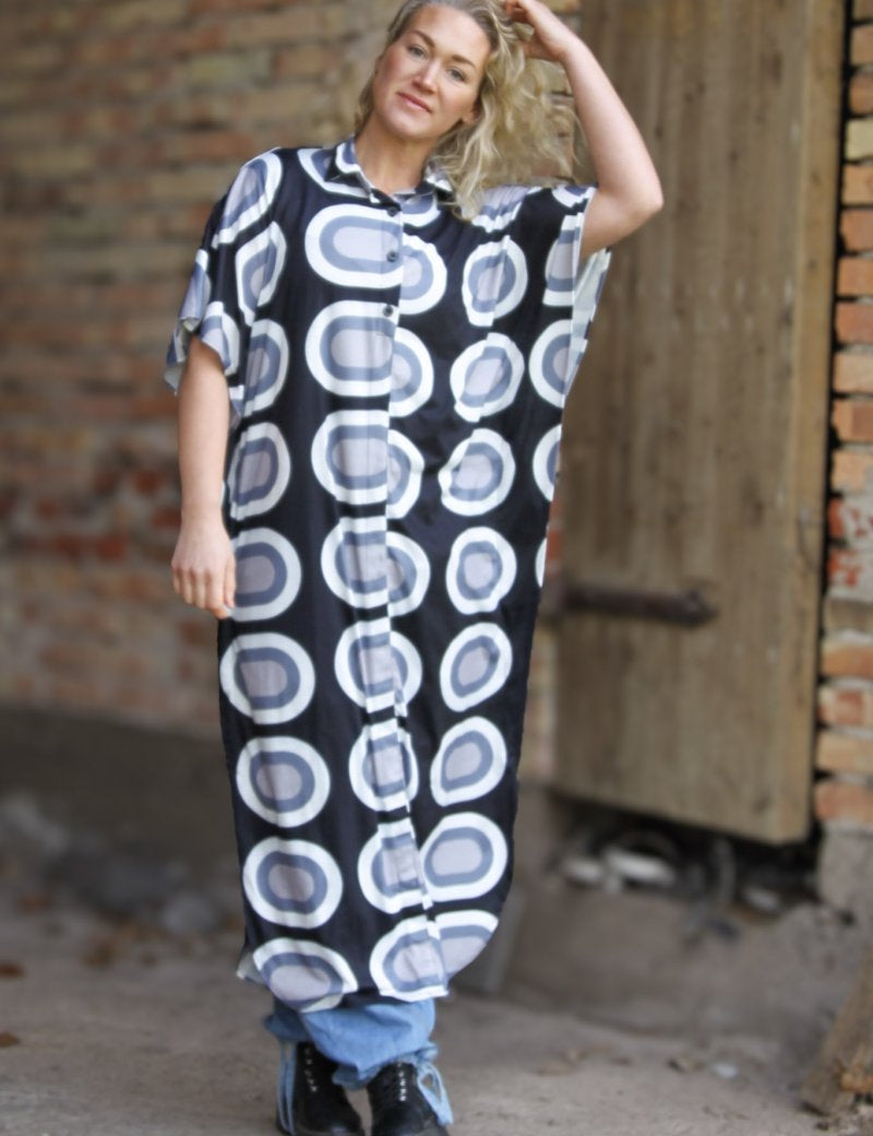 Dress_Circle_Black_Grey_Mojo_251.jpg
