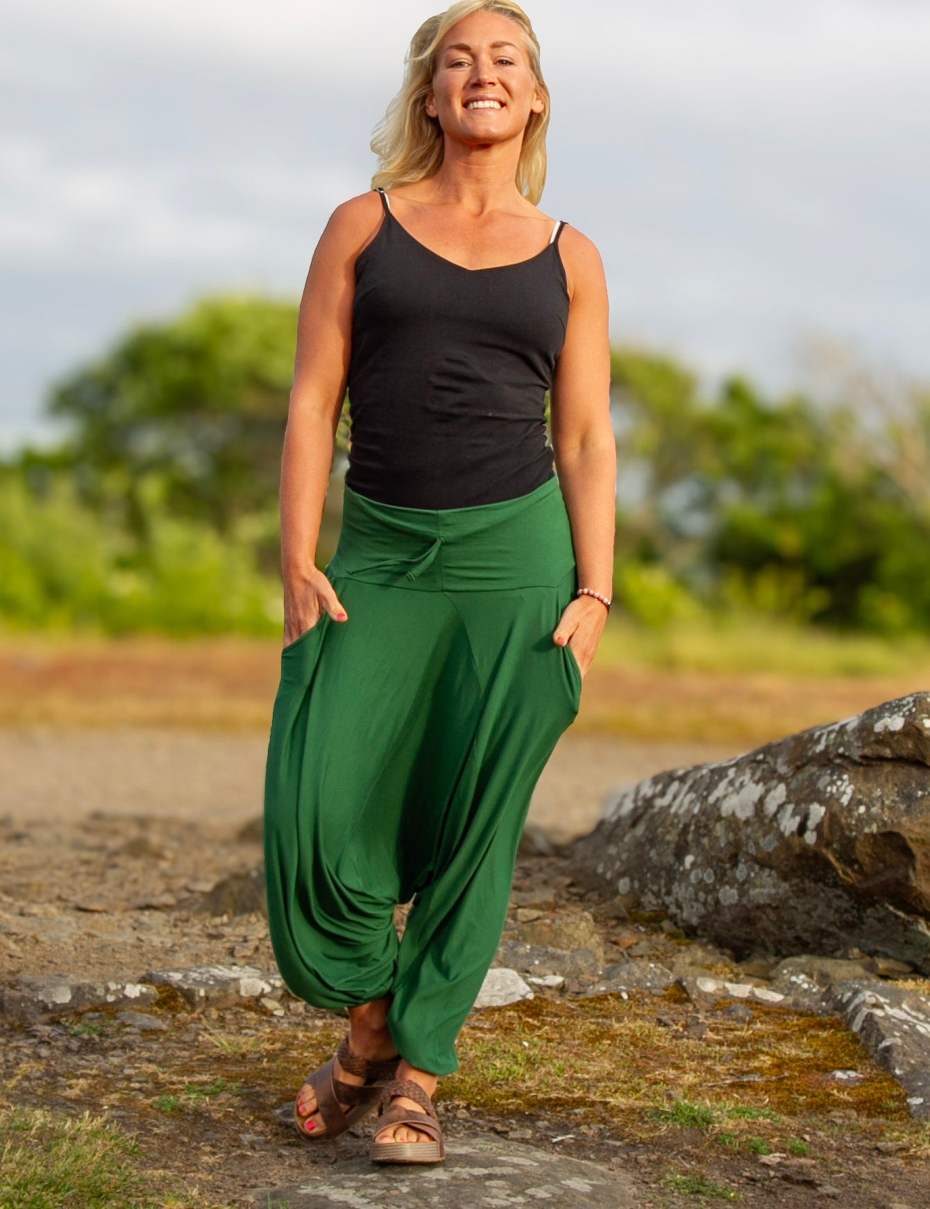 Gron_Haremsbyxa_Yoga_Basic_Original_Warm_Green240.jpg