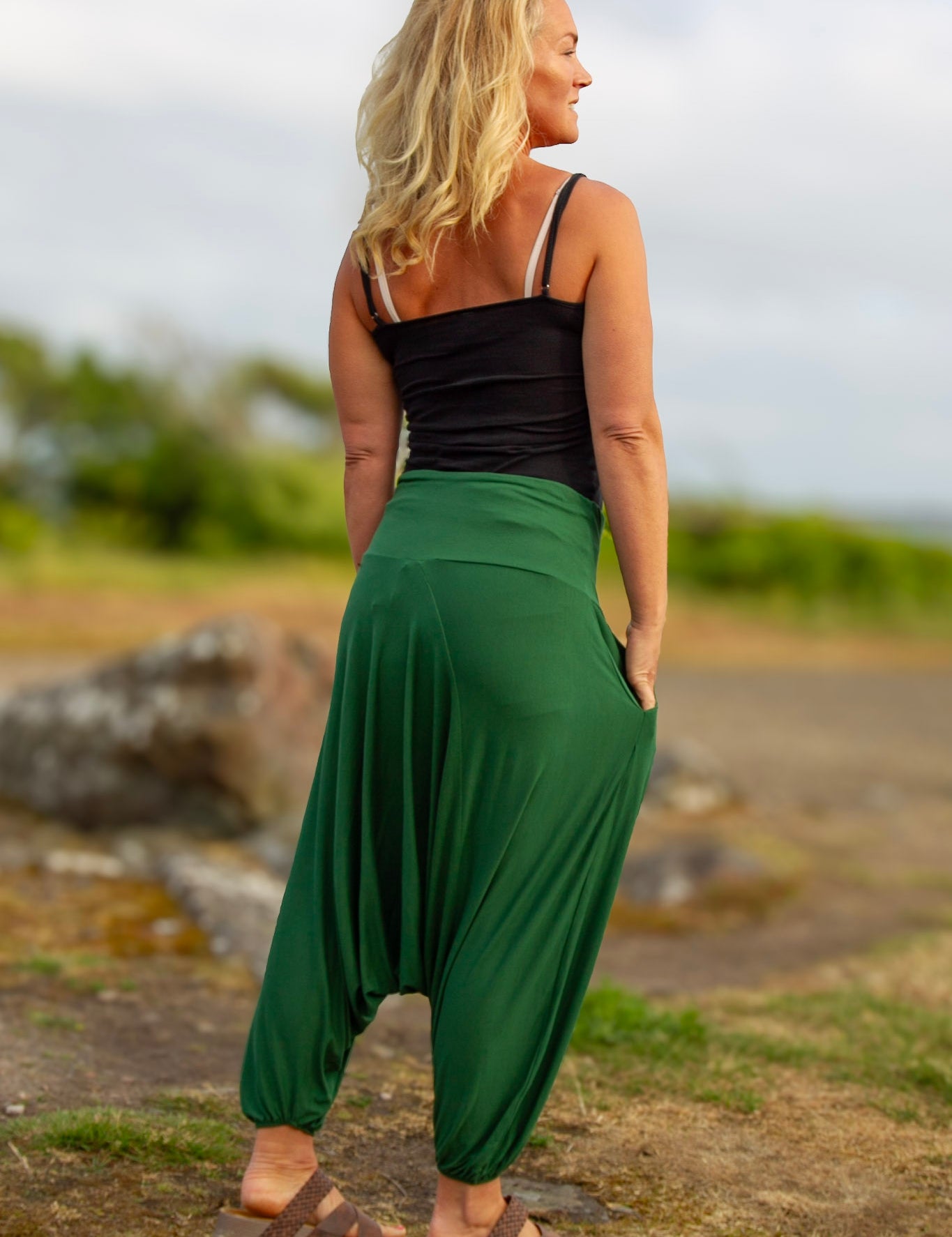 Gron_Haremsbyxa_Yoga_Basic_Original_Warm_Green245.jpg