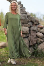 Green Dress Ballerina V-Neck Long Green