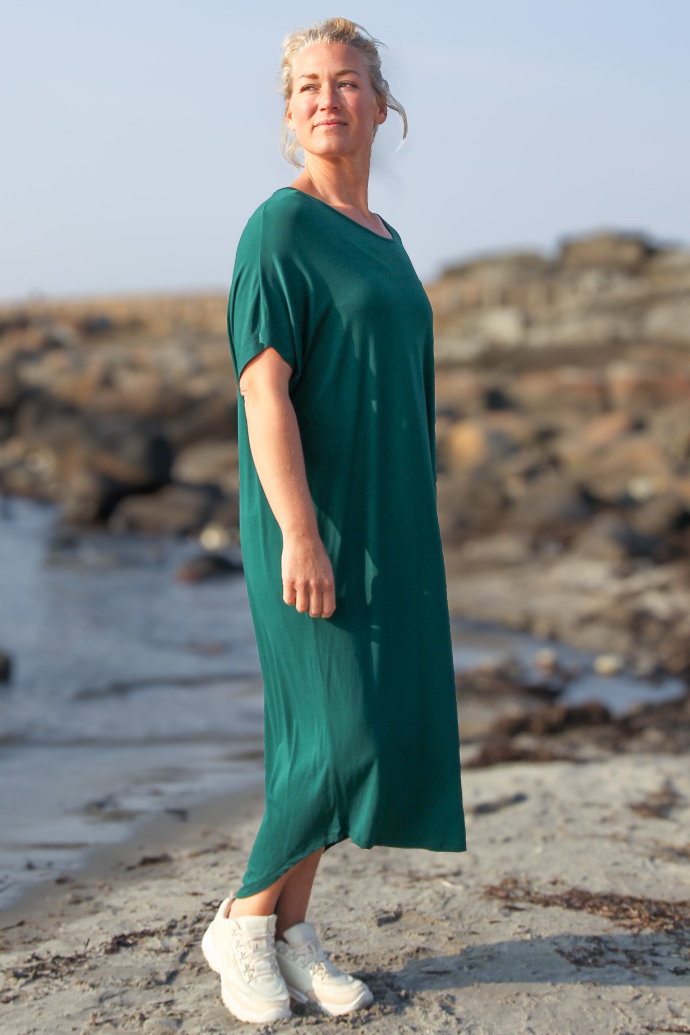 Grünes Kleid Eveline Smokepine Green