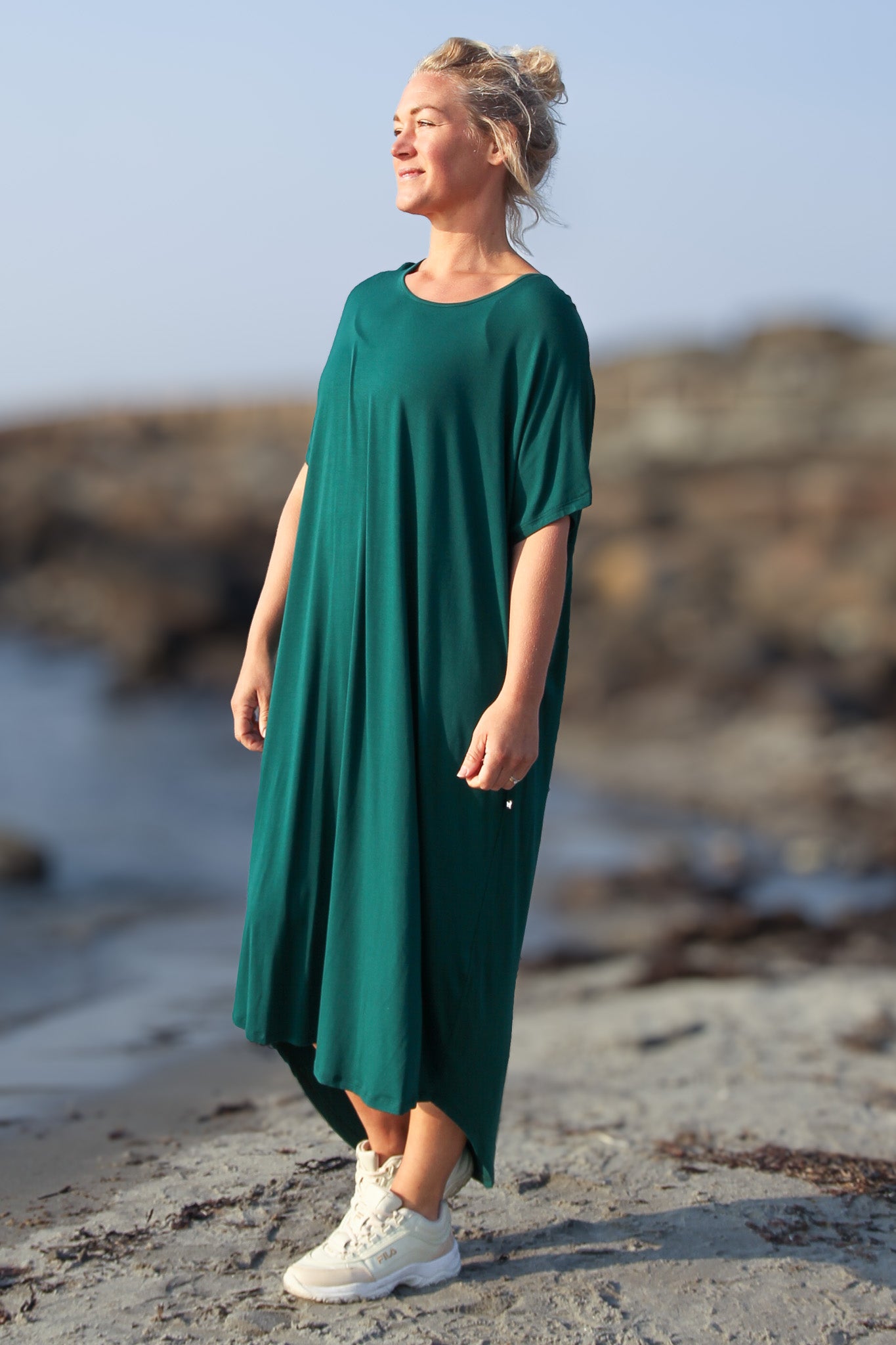 Grünes Kleid Eveline Smokepine Green