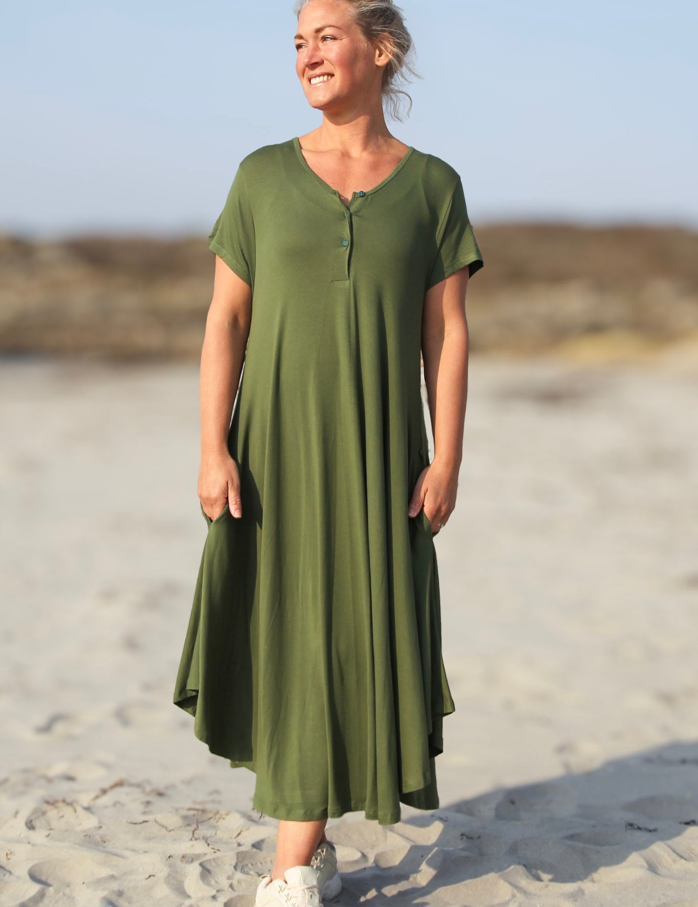 Gron_Klanning_Lillyane_Long_Warm_Green_260.jpg