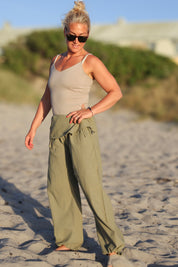 Grüne Wickelhose Breath Linen Grün