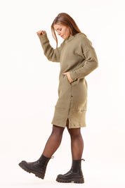 Grünes Strickpulloverkleid Backa Green