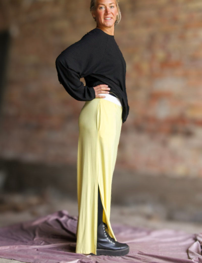 Gul_Byxa_Visby_Yellow_250.jpg