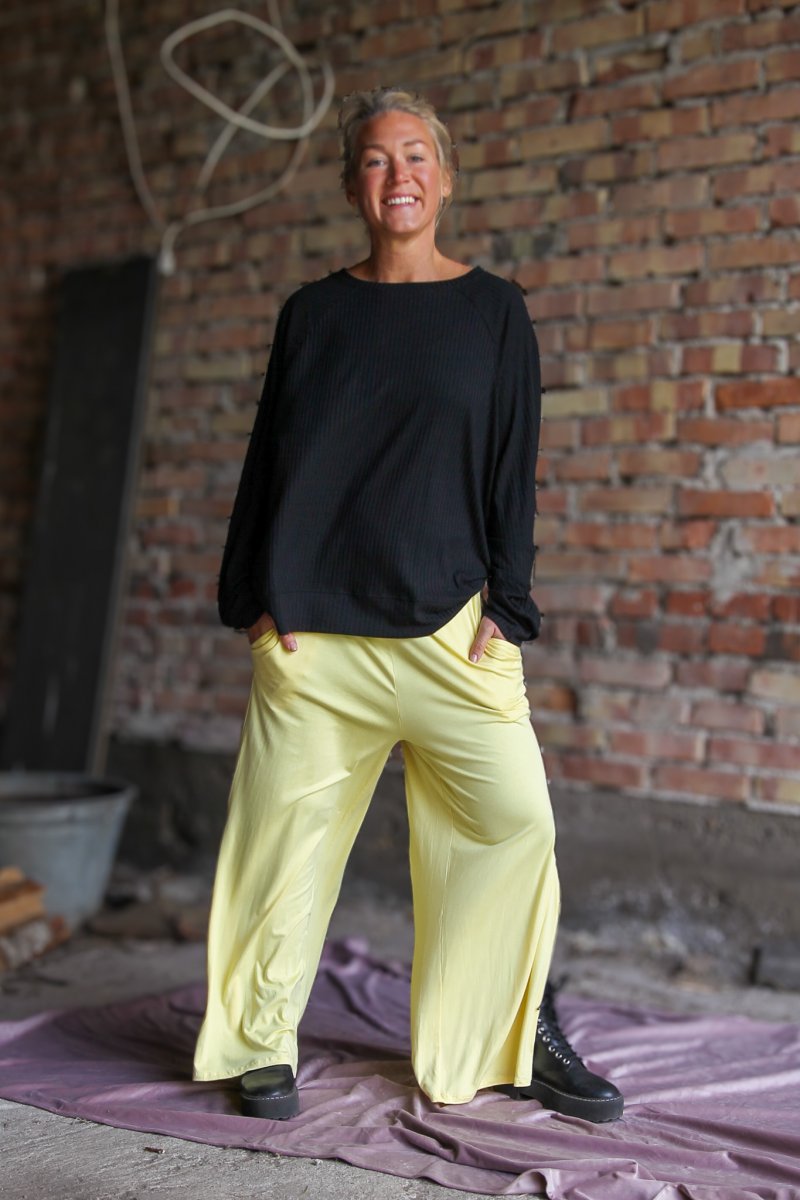 Gelbe Hose Visby Gelb