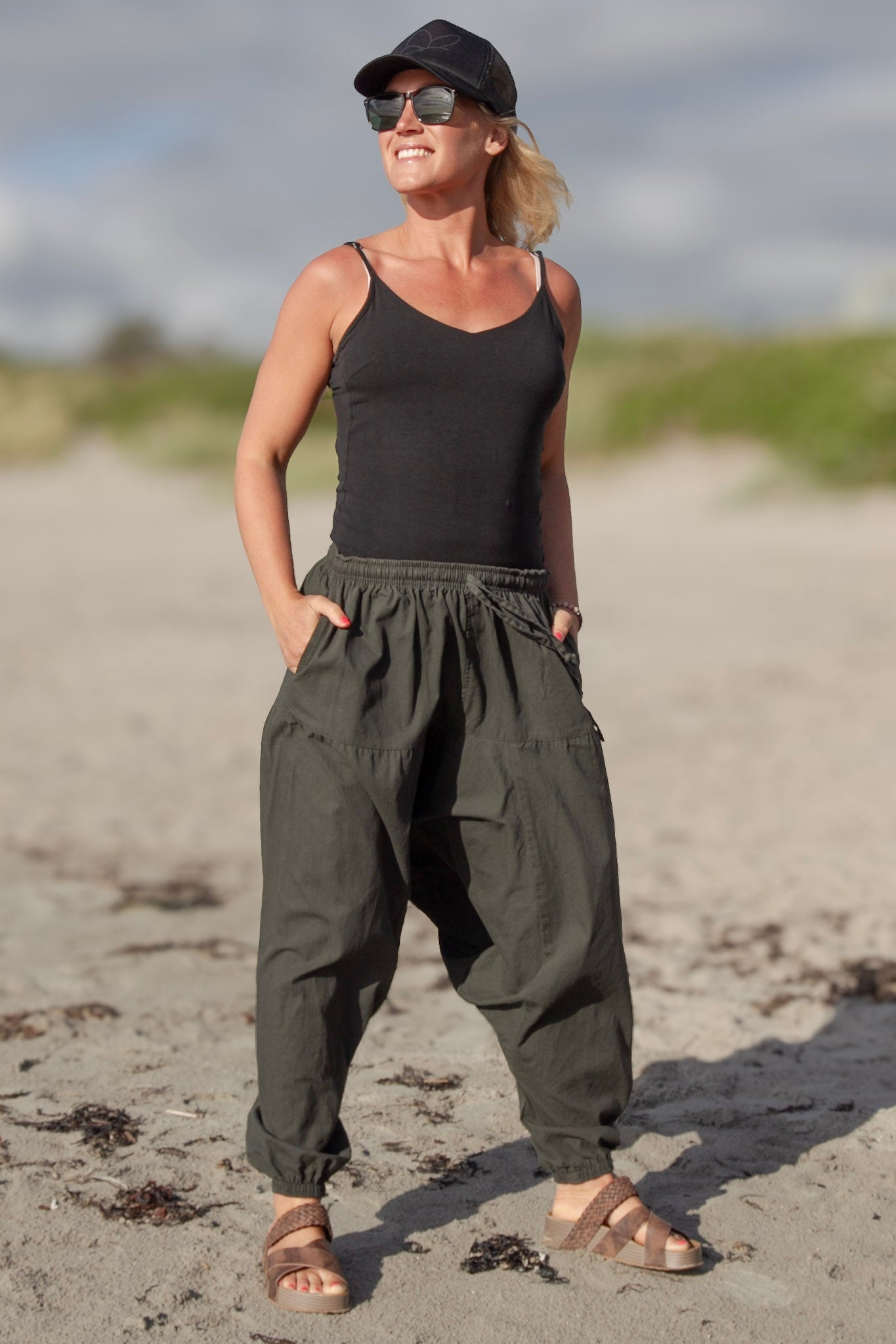 Mörkgrön Haremsbyxa Yogi Cargo Dark Green