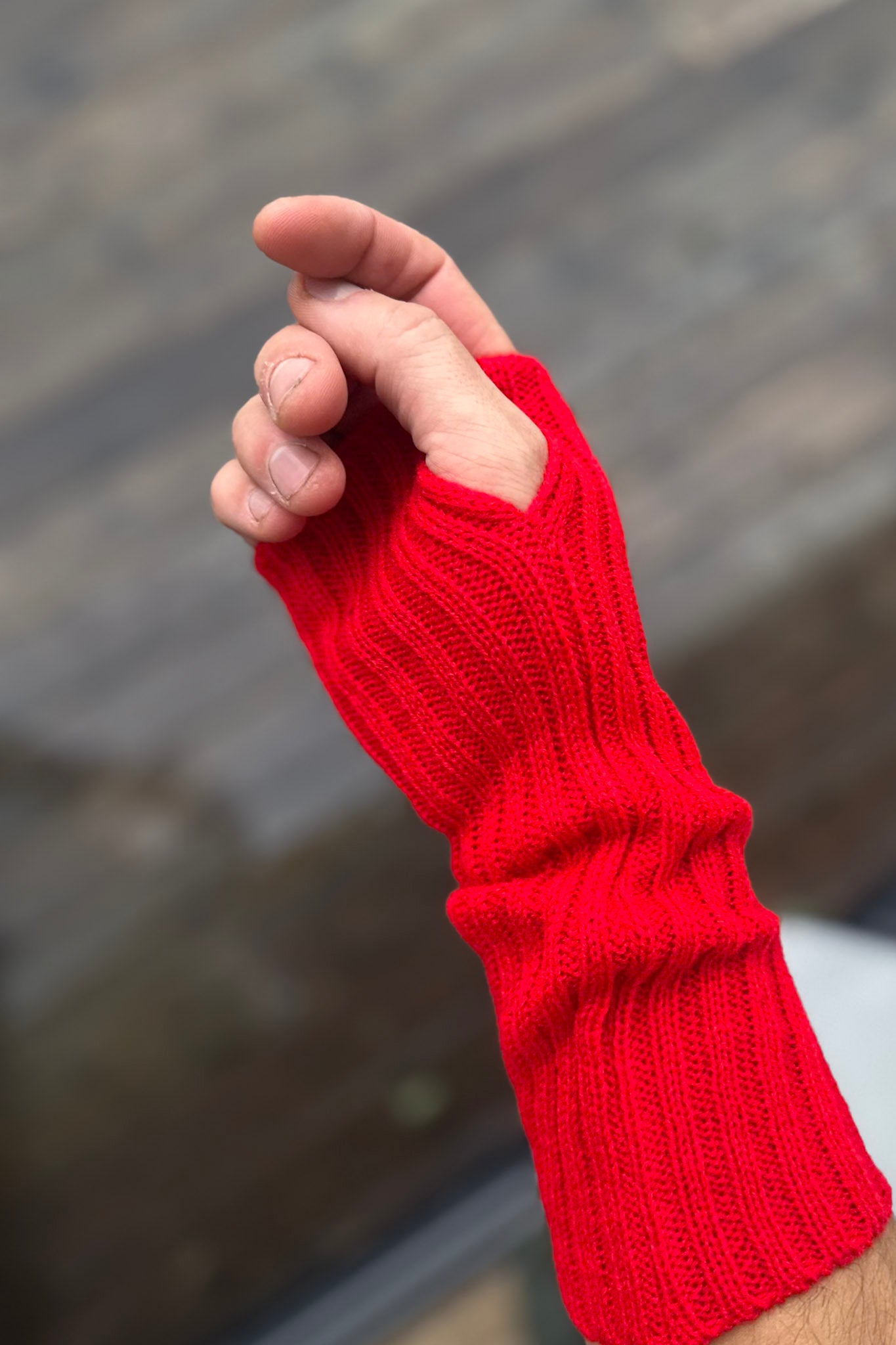 Röd Armvärmare Hedda Red