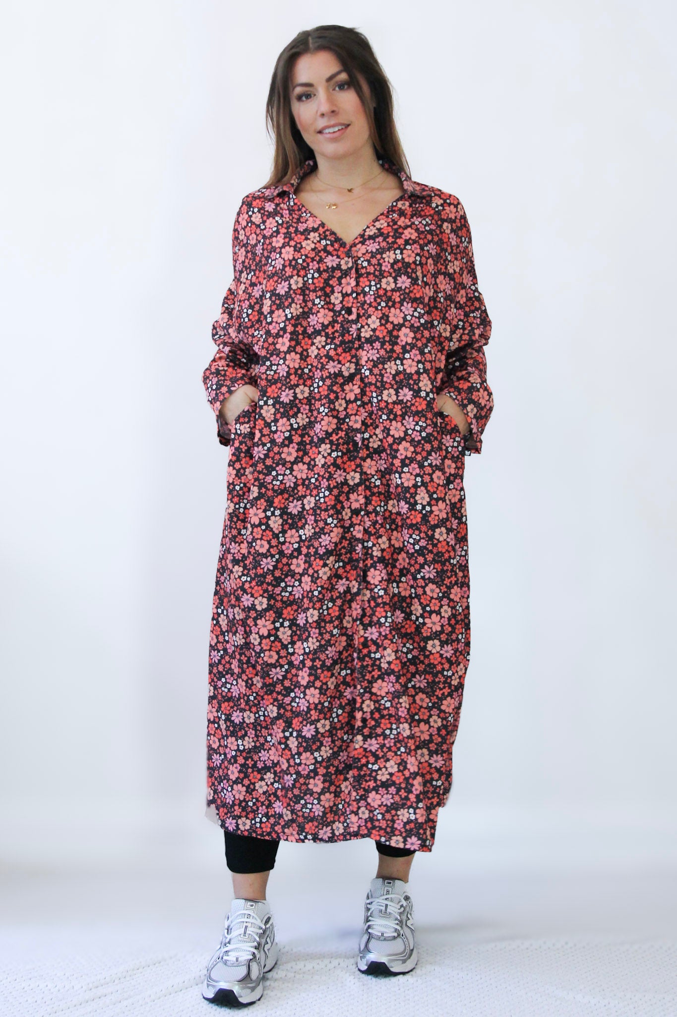 Röd Blommig Klänning Sahara Longsleeve Red Flower