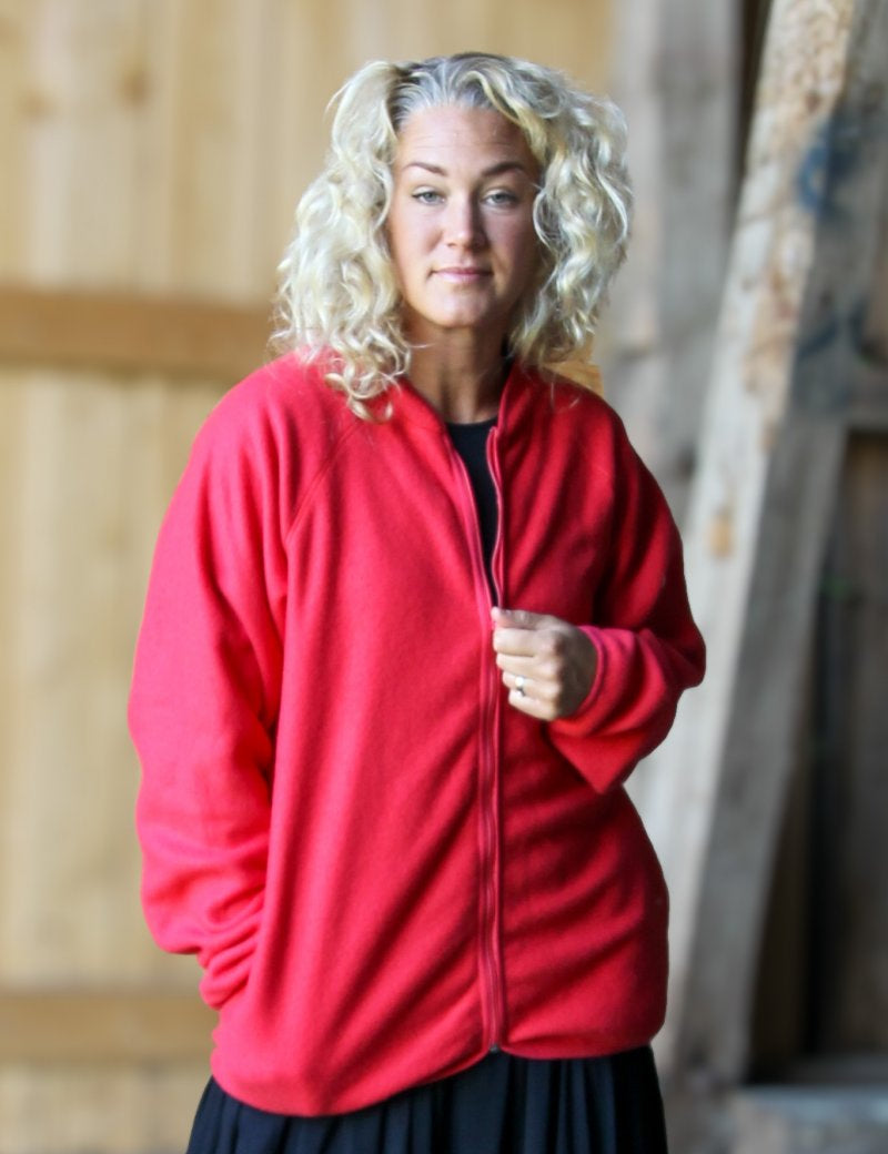 Rod_Fleecetroja_Kallviken_Red_252.jpg