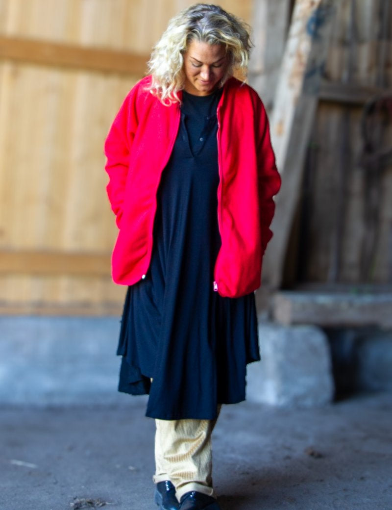 Rod_Fleecetroja_Kallviken_Red_253.jpg