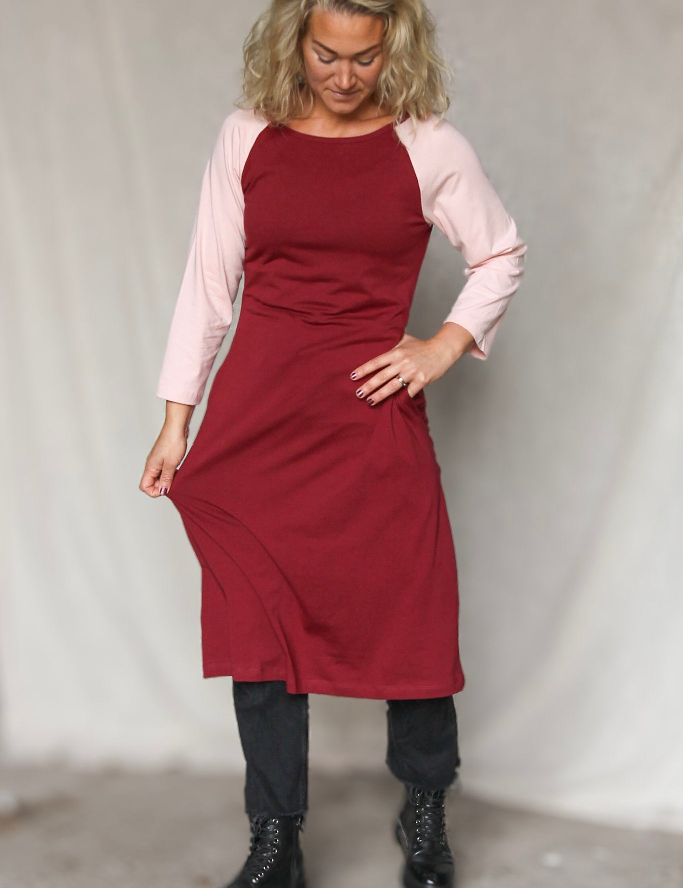 Rod_Rosa_Klanning_Juniskar_Bordeaux_Pink_252.jpg