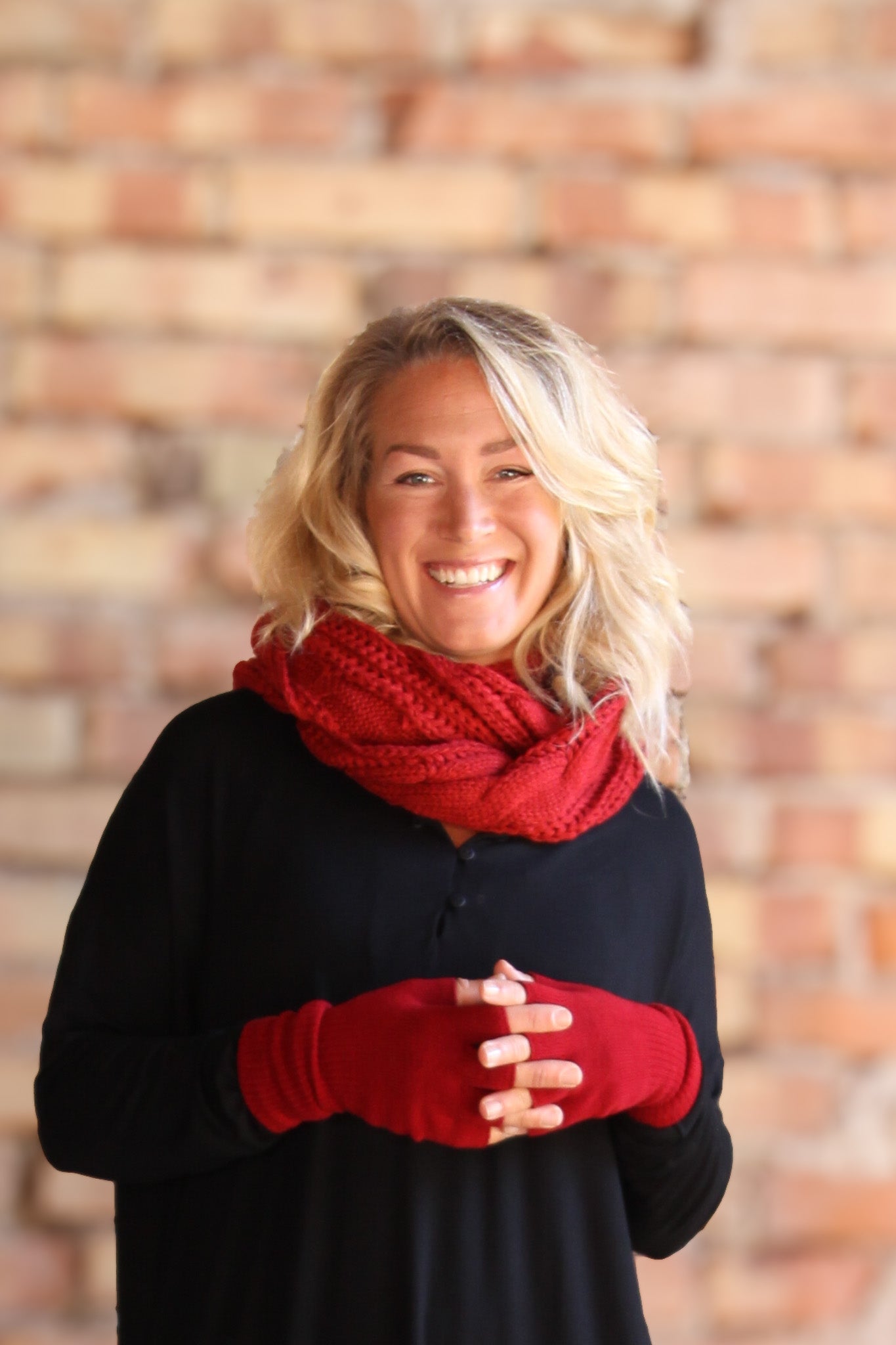 Röda Halvvantar Tyra Red