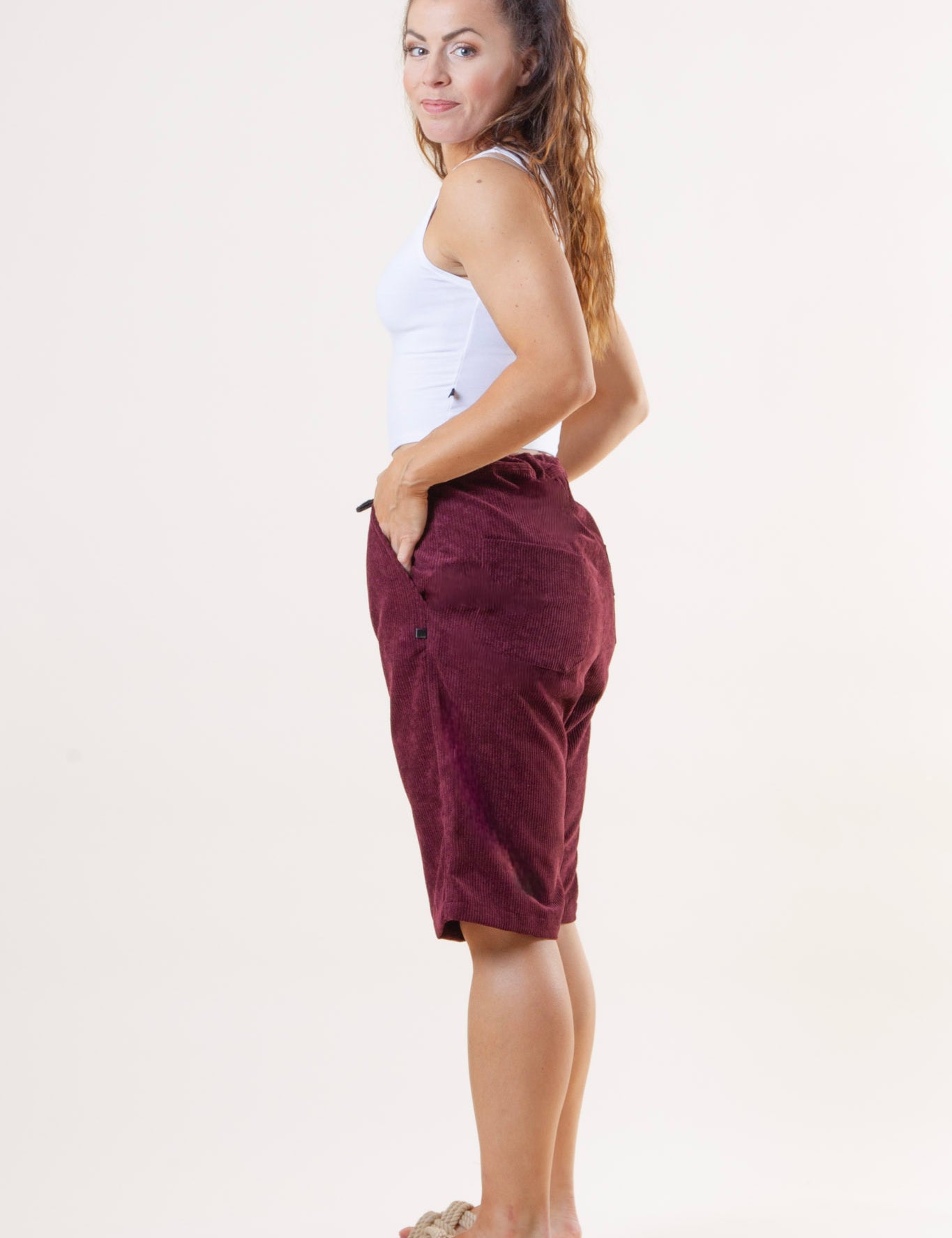 Roda_Manchester_Shorts_Sarek_Wine_Red_256.jpg