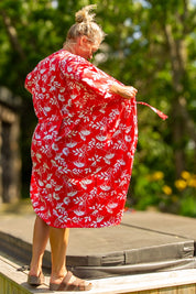 Röd Blommig Kimono Tylösand Flower Red