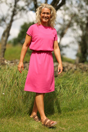 Rosa Klänning Millan Pink Power
