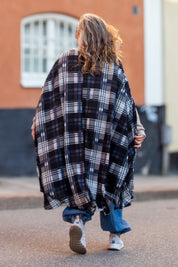 Svart Cape Havö Chequered Black