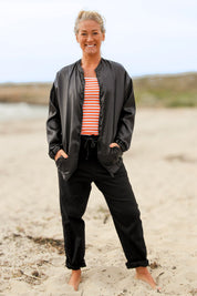 Black Jacket Bering Black