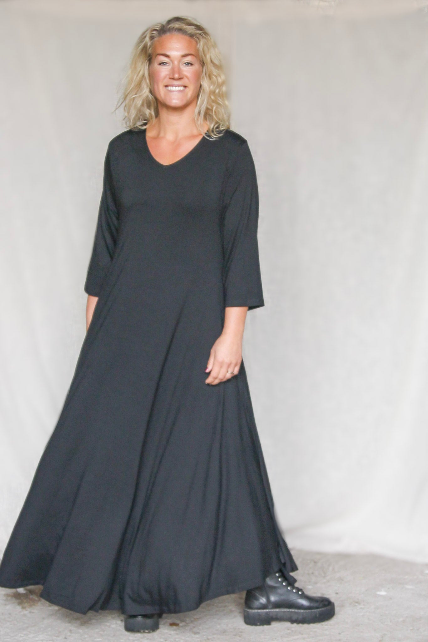 Zwarte jurk Ballerina V-hals Lang Zwart