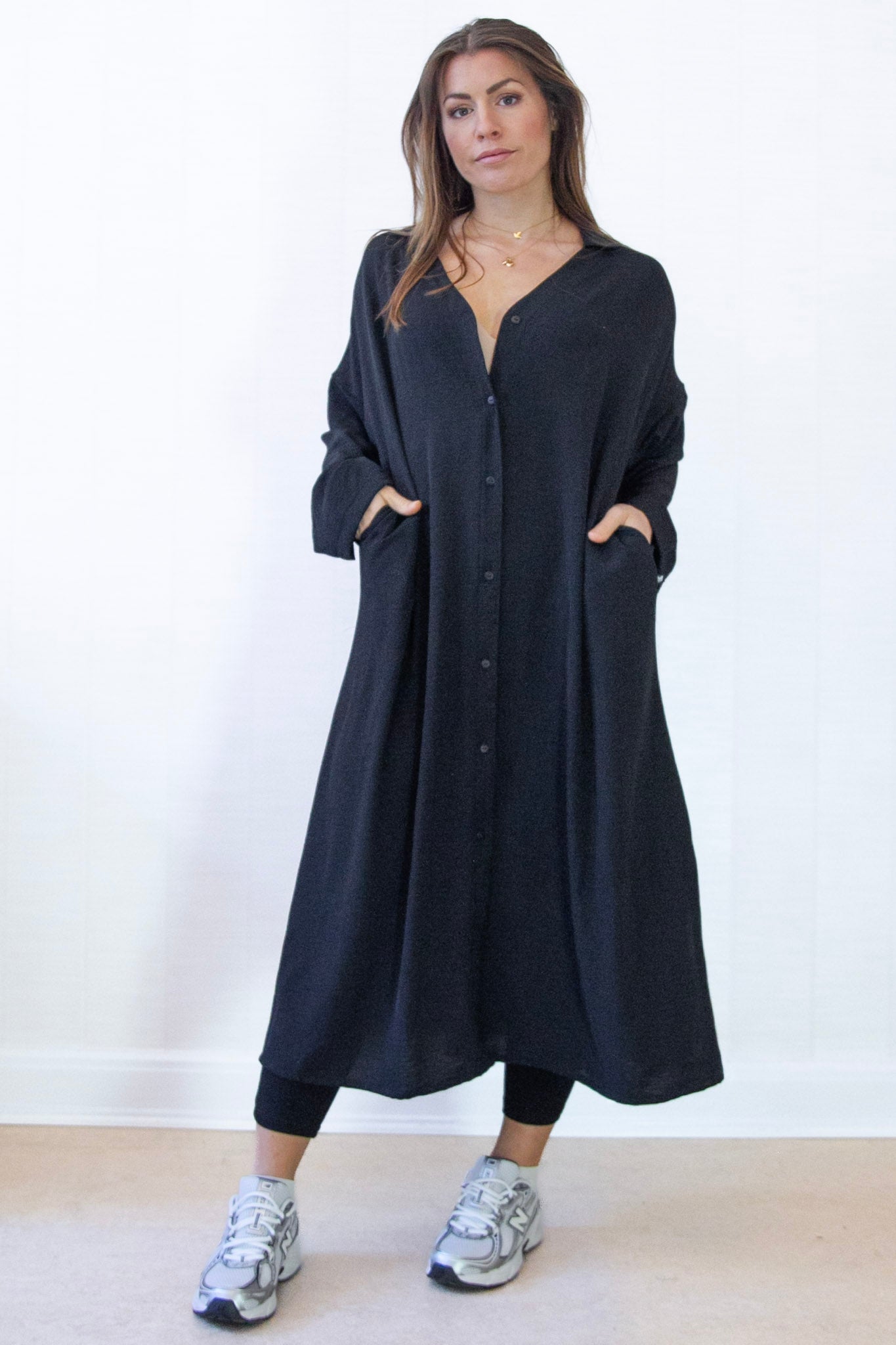 Svart Klänning Sahara Longsleeve Black
