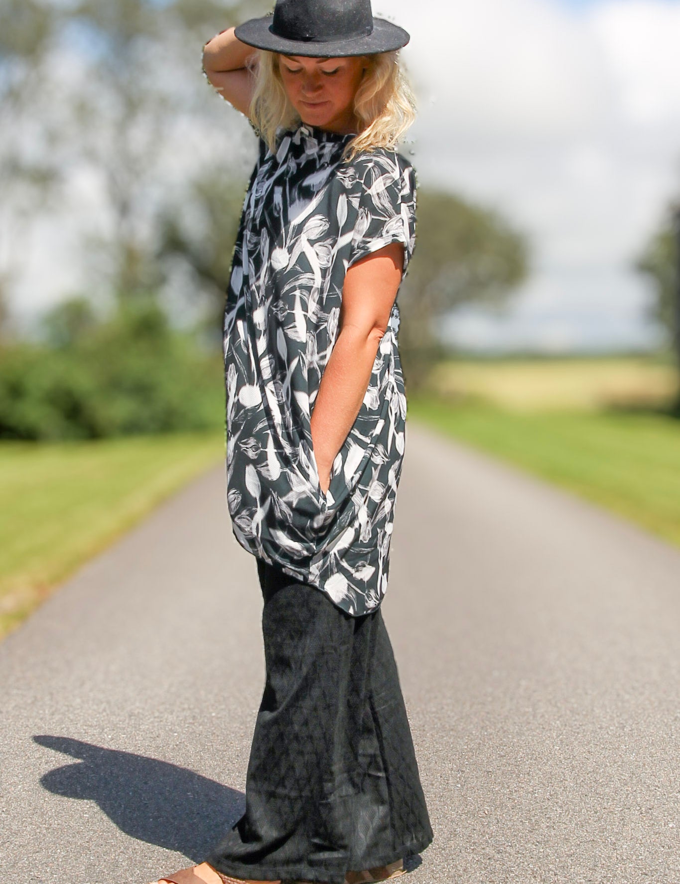 Svart_Tunika_Dalia_Black_Print_254.jpg