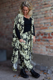 Svart/Vit Bladmönstrad Kaftan Klänning Flower Sea Black White