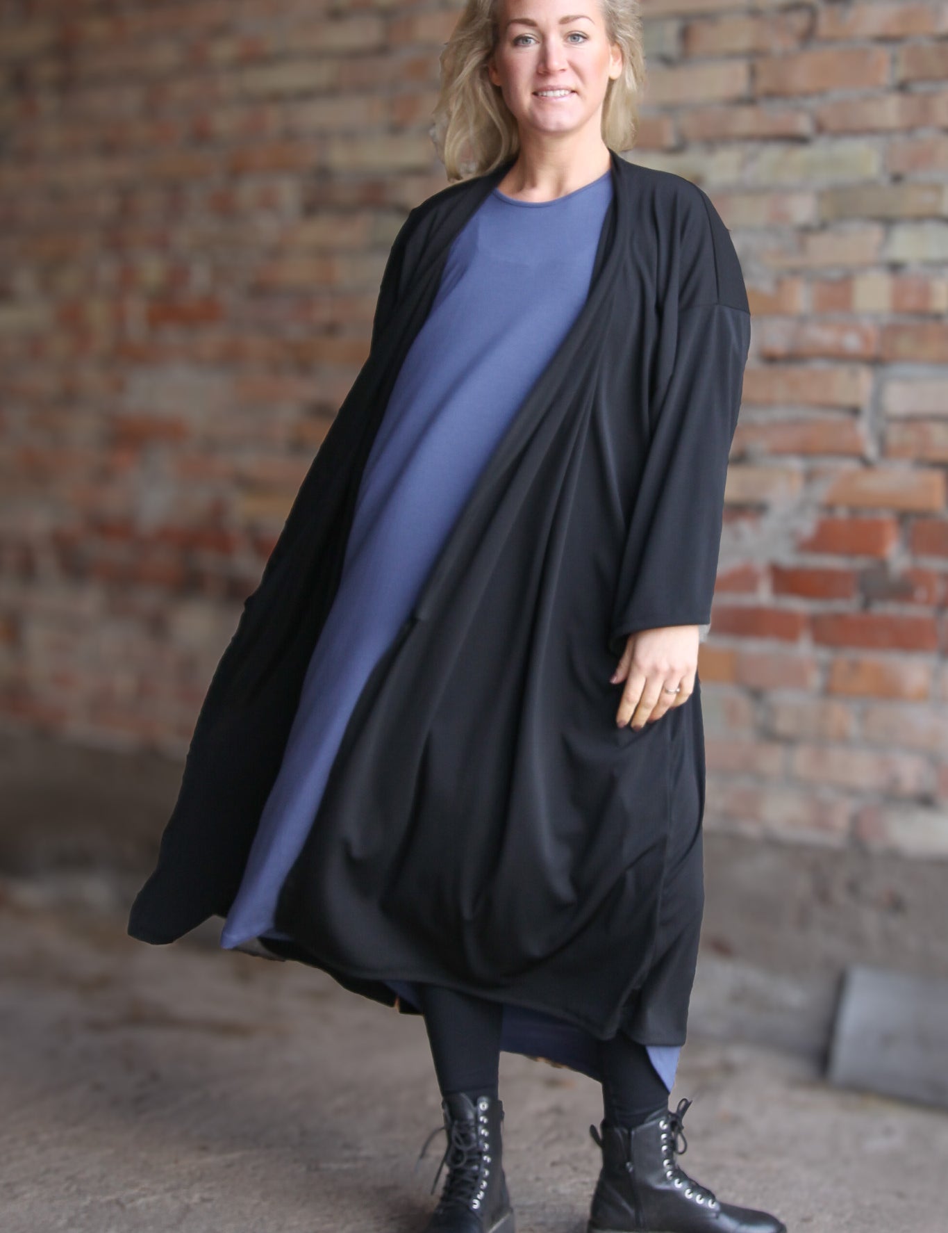 Svart_kimono_3.jpg