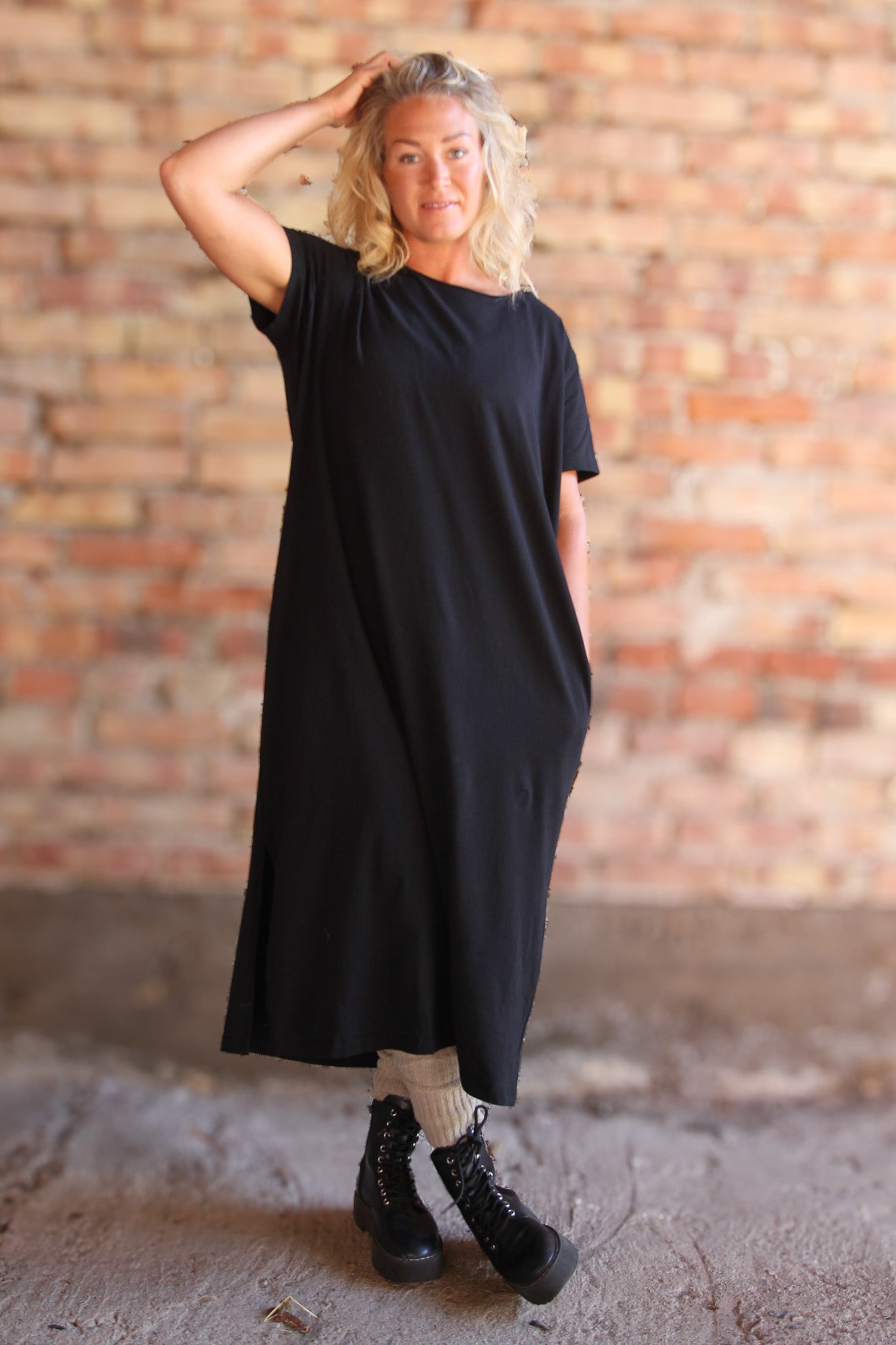 Svart Klänning Qubec Black