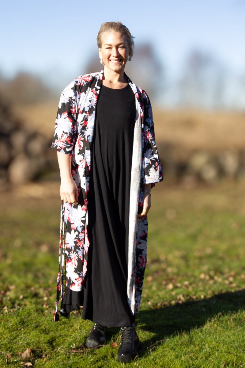 Zwarte Kimono Leon Zwarte Basis