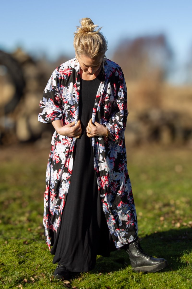 Zwarte Kimono Leon Zwarte Basis