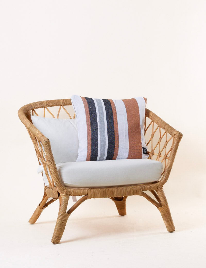 Vit_Brun_Randig_Kuddfodral_50x50_White_Brown_252.jpg