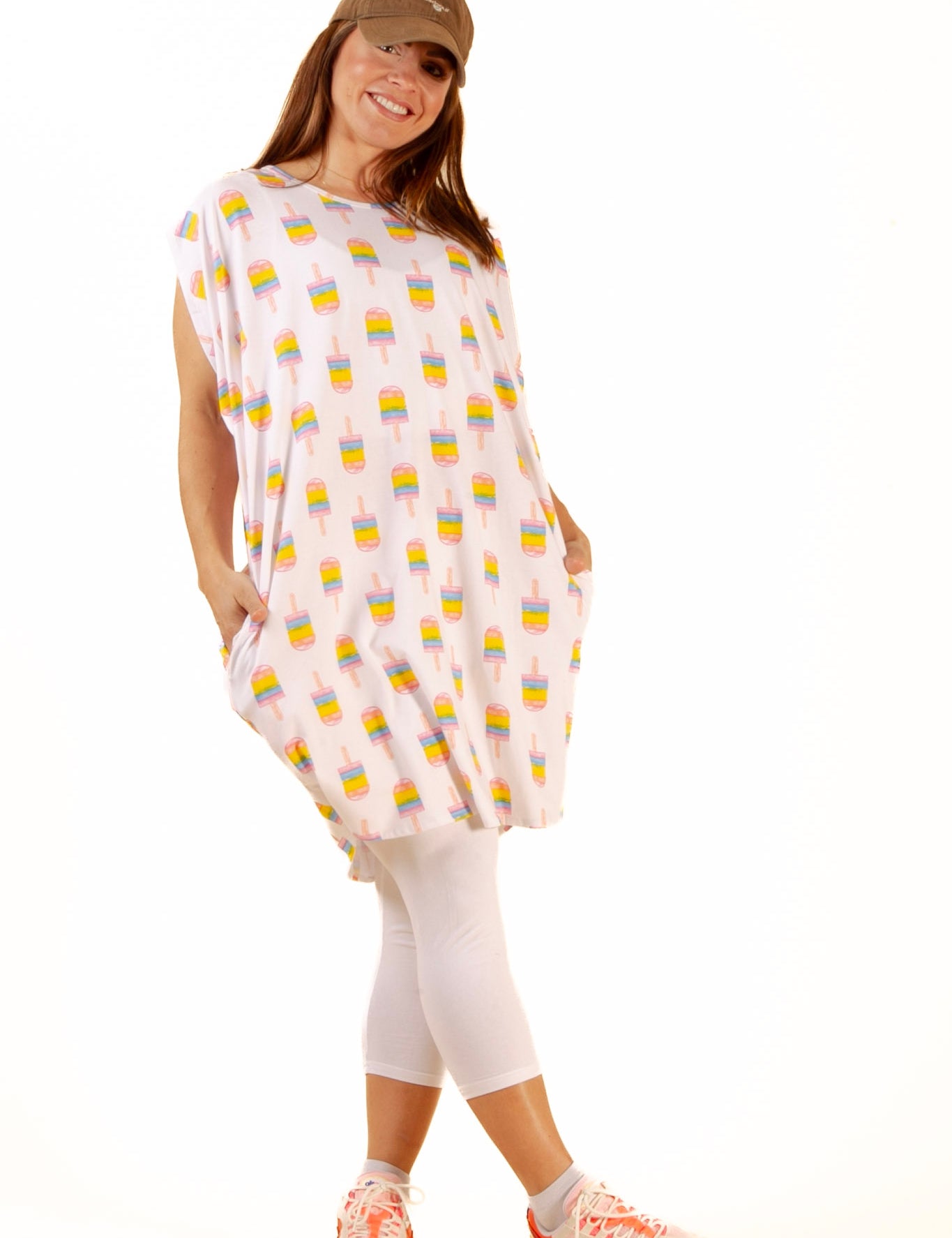 Vit_T-Shirtklanning_Magic_Icecream_White_Base257.jpg