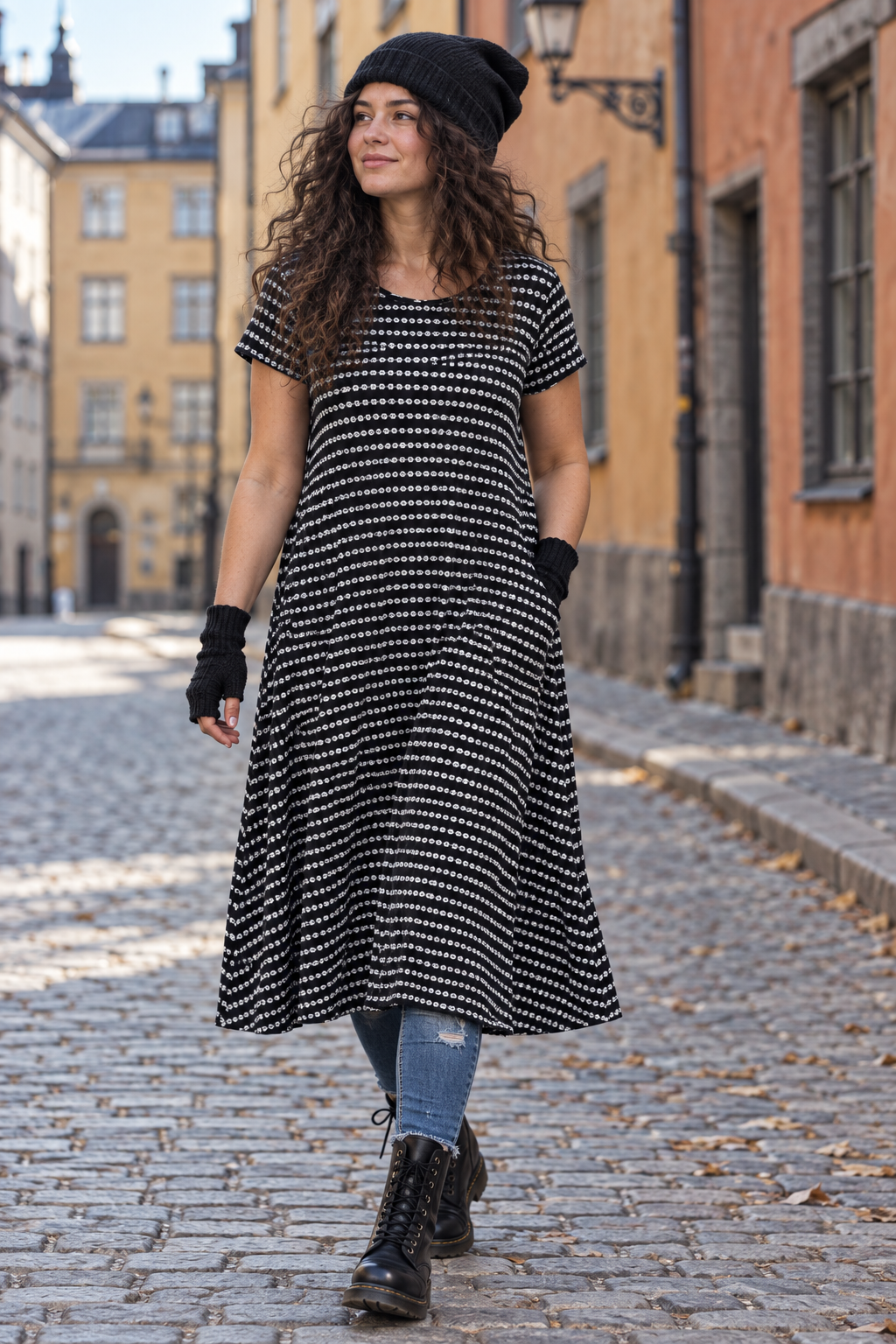 Ballerina-klänning i Gamla stan, promenad