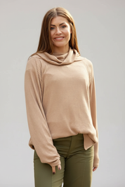 Beige Poloshirt Embrace Beige