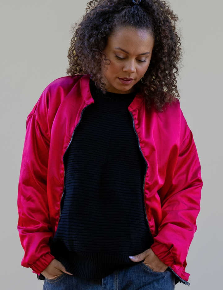 enhanced-KimUte-6716_2048x2048_d1bcbae8-e4a2-4c8b-8c4b-1e9b2c39a8a8.png