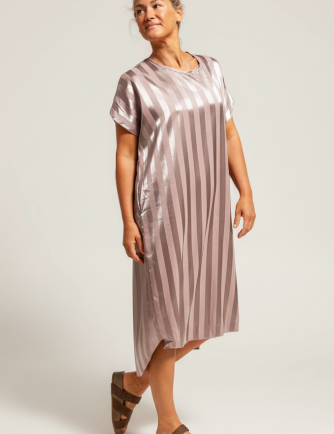 enhanced-Rosa_Klanning_Jessi_Old_Pink_256_2048x2048_39e09c7e-6170-4417-8a3b-900b0e2bc3f8.png